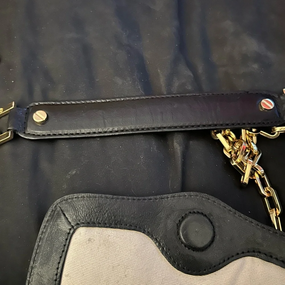 Tory Burch Black Leather Bag with Gold Accents - Picture 3 of 5